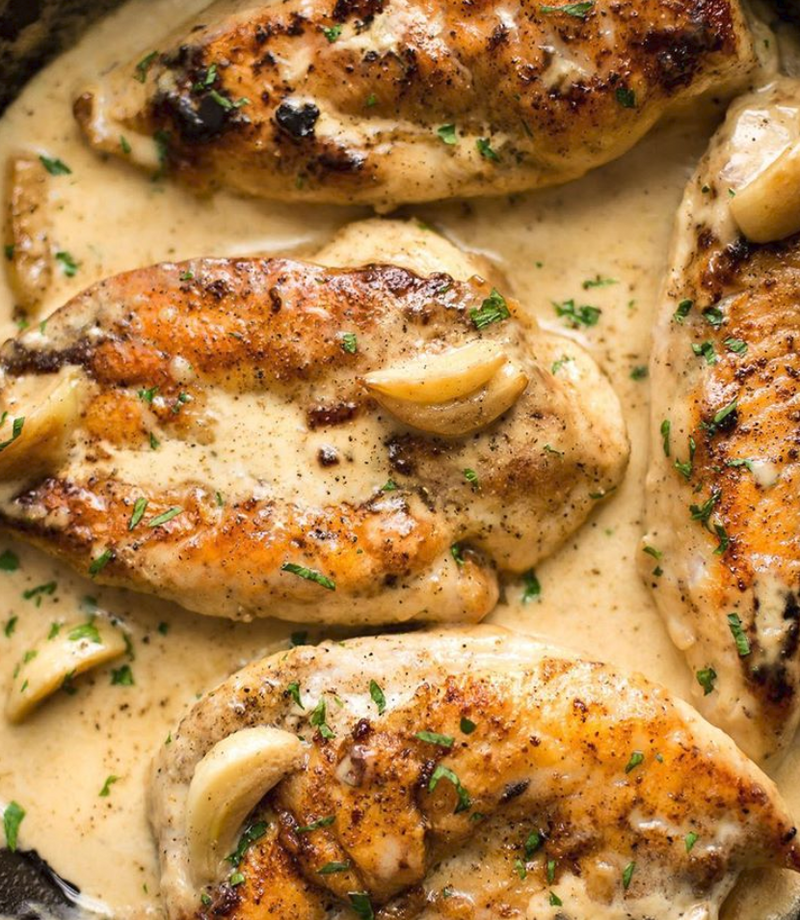 CAMPBELL'S COOKING SAUCES - CREAMY GARLIC BUTTER CHICKEN