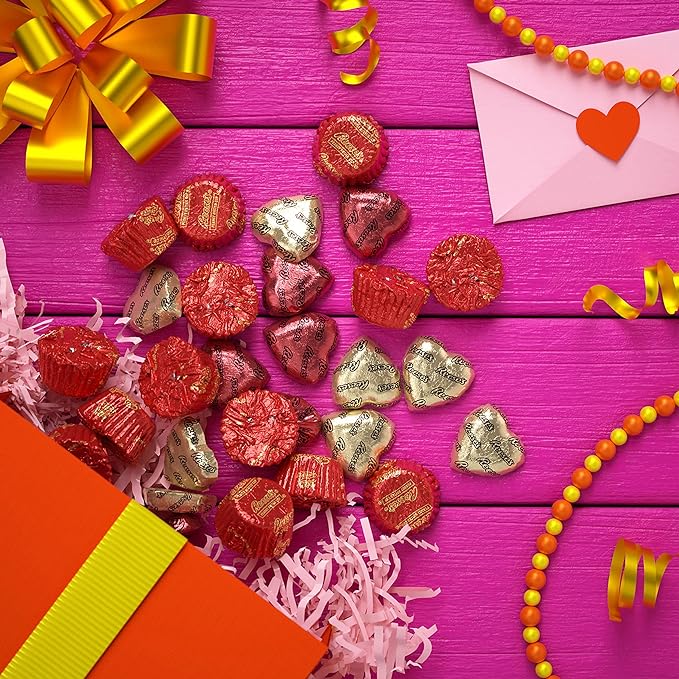 💕 REESE'S HEARTS & MINIATURES 💕